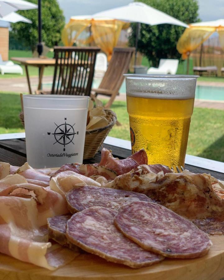 Osteria E Locanda Del Viaggiatore Russi Exteriör bild