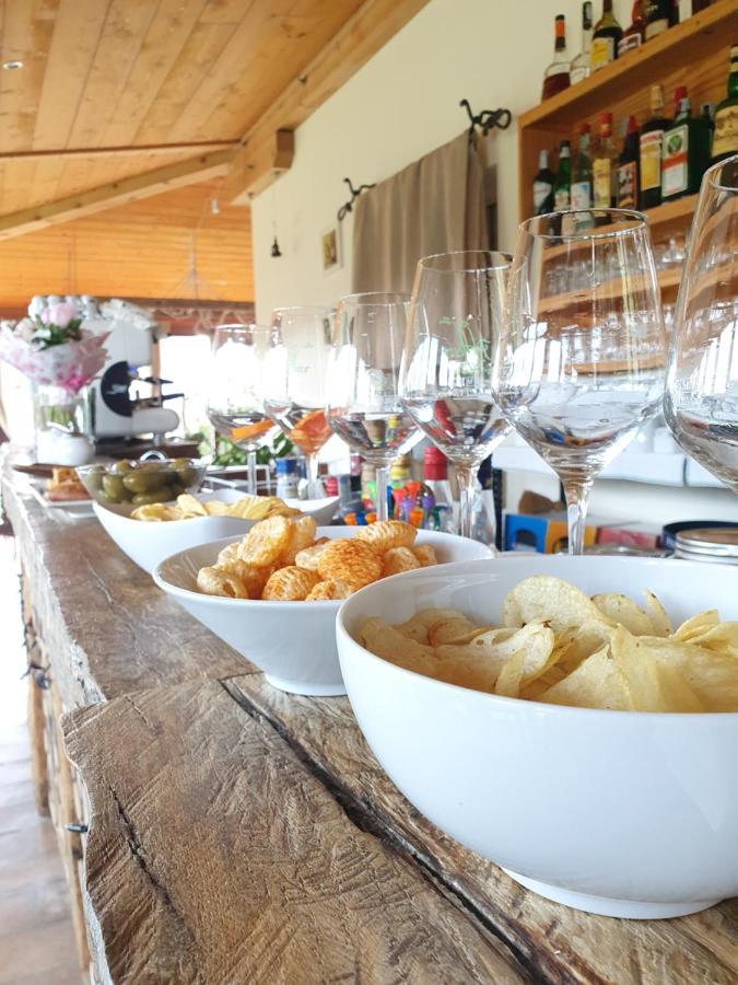 Osteria E Locanda Del Viaggiatore Russi Exteriör bild